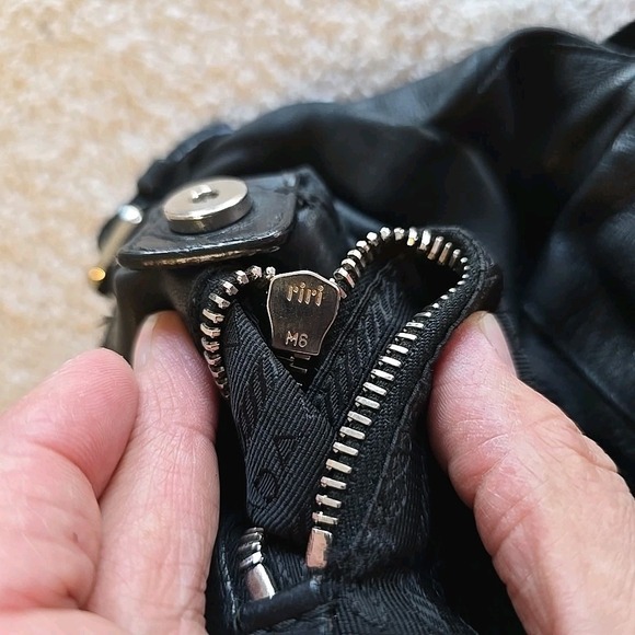 Vintage Authentic Prada Shoulder Bag Single Handle Black Leather Italy - Picture 5 of 16